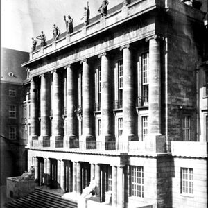 Rathausfassade historisch