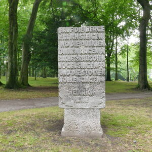 Heinrich Heine Denkmal im von der Heydt Park