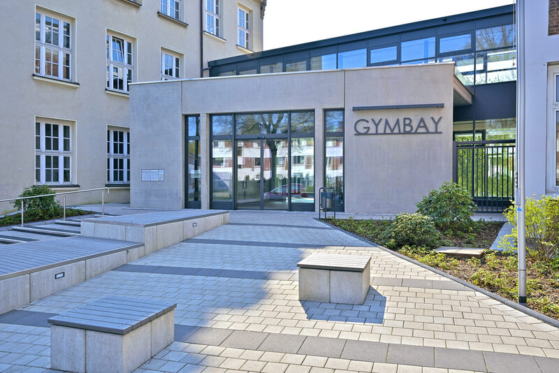 Gymnasium Bayreuther Straße 35