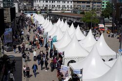 Bergische Expo 2025 _Blick auf Ausstellerzelte am Döppersberg _Foto IHK Jens Grossmann