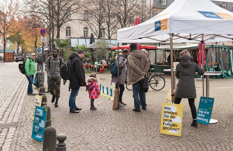 Am 11. November 2021 startete die Bürgerbeteiligung zum Verkehrsversuch am Laurentiusplatz.