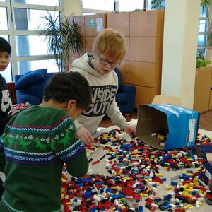 Jugendrat Legorampen bauen
