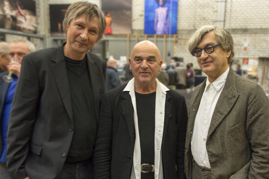 Preisträger Andreas von Hören und Peter Pabst mit Laudator Wim Wenders