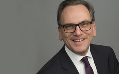 Portraitfoto von Oberbürgermeister Andreas Mucke