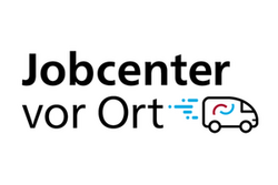 Logo zeigt den Schriftzug "Jobcenter vor Ort" mit einem Bus-Symbol