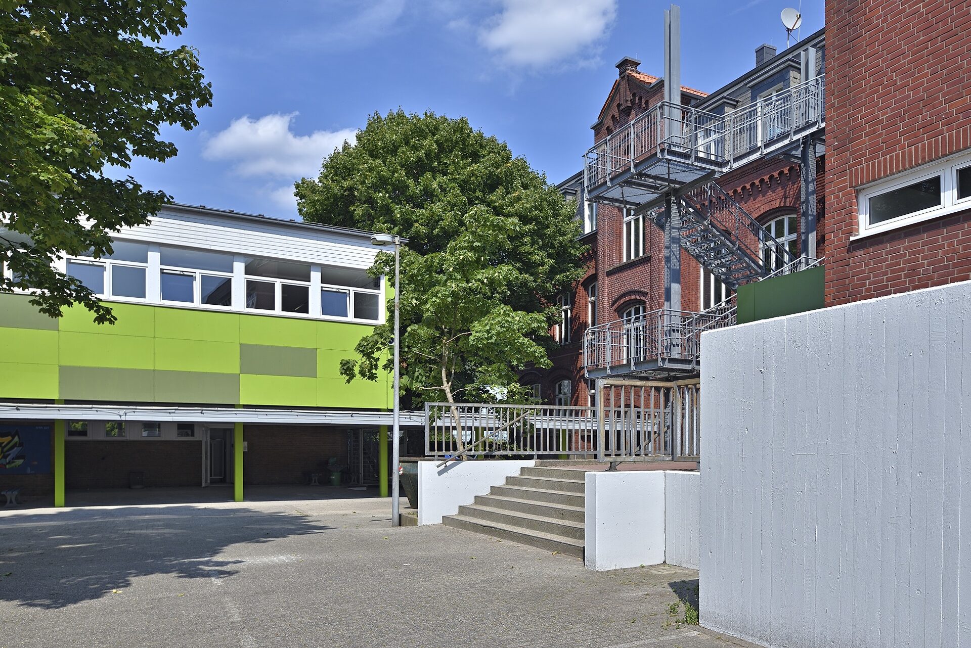 Hufschmiedstraße: Gebäude dient wieder als Schule | Wuppertal