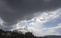 Dunkle Wolken über Wuppertal
