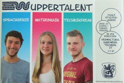 Mit dem Logo "Wuppertalent" und den Portraits von drei Auszubildenden wirbt die Stadt um Auszubildende