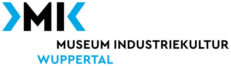 Neues Logo des Museums Industriekultur Wuppertal zeigt die beiden Buchstaben MI in schwarz, die von blauen Pfeilen eingekesselt werden