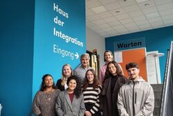 Die neuen Studierenden werden im Haus der Integration empfangen