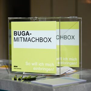 BUGA-Mitmachbox steht auf einem Tisch